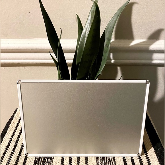 “Sometimes I Wet My Plants” Tin Sign - Picture 2 of 3